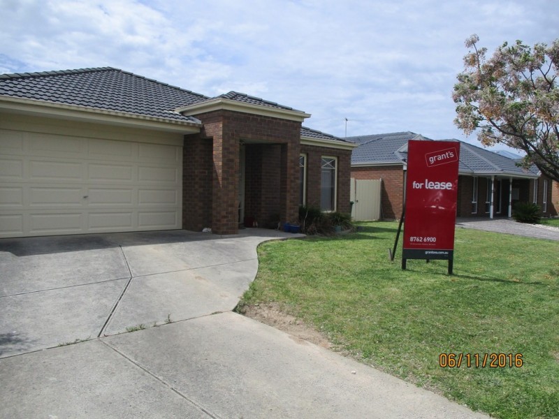 3 Sheoak Court, Pakenham VIC 3810