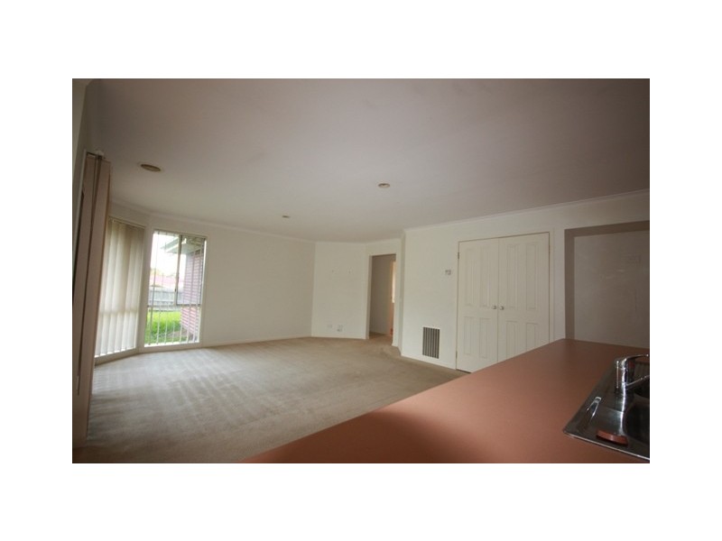 26 Fieldhouse Lane, Berwick VIC 3806