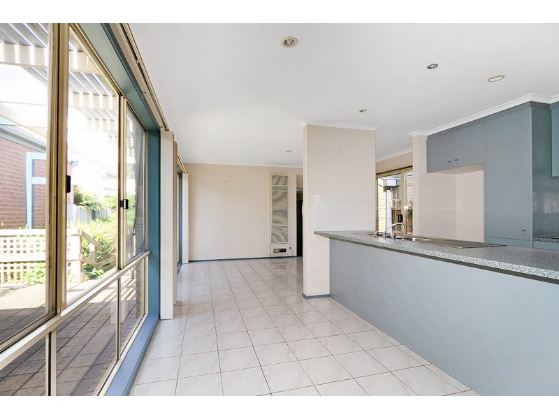 4a Mitre Crescent, Berwick VIC 3806