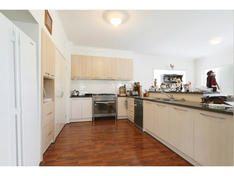 21 Juliet Gardens, Pakenham VIC 3810