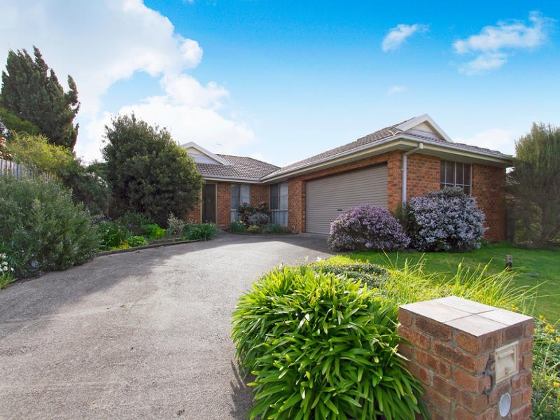 5 James Bathe Way, Narre Warren South VIC 3805