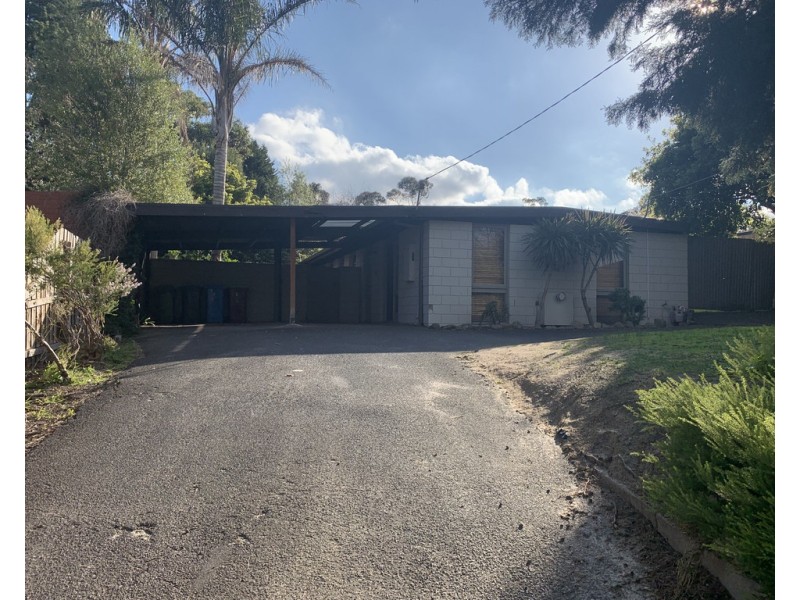 19 Westleigh Crescent, Narre Warren VIC 3805