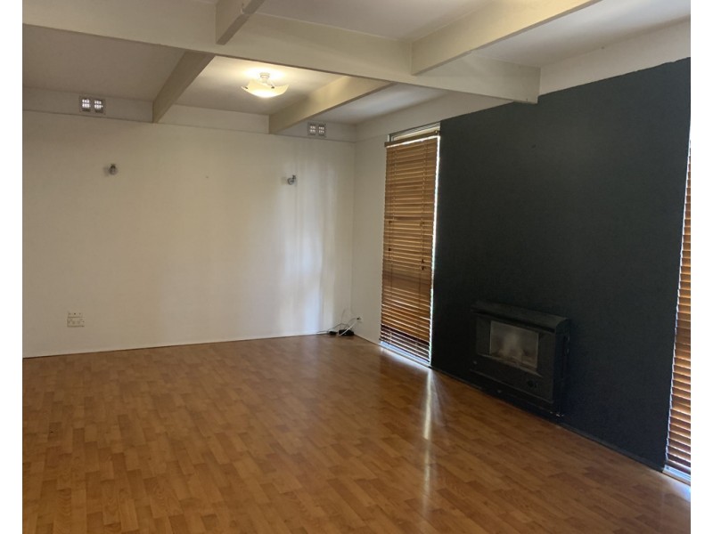 19 Westleigh Crescent, Narre Warren VIC 3805