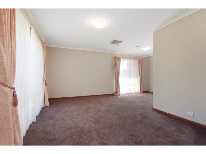 18 Bunerong Court, Narre Warren South VIC 3805