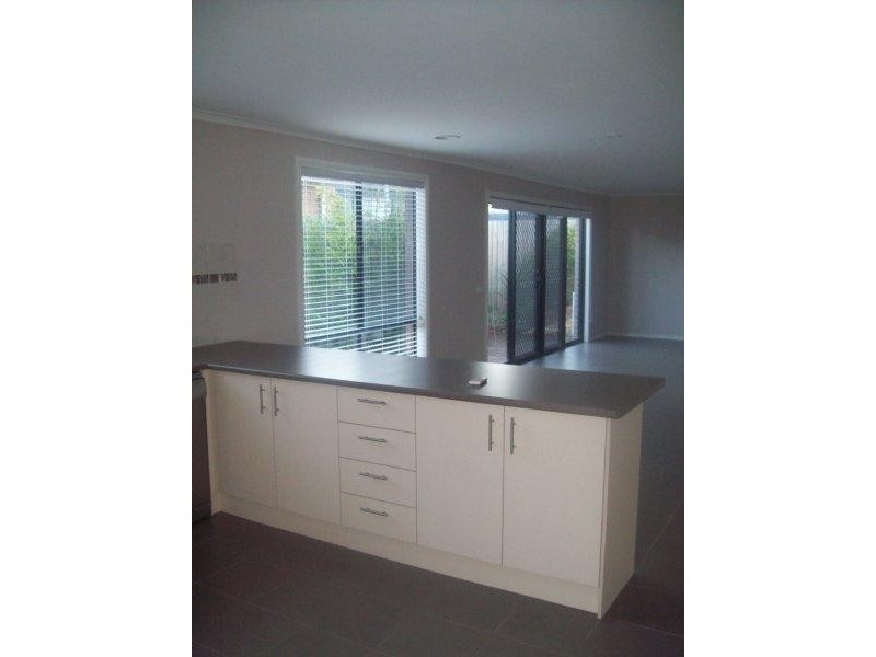 56 Fairholme Blvd, Berwick VIC 3806