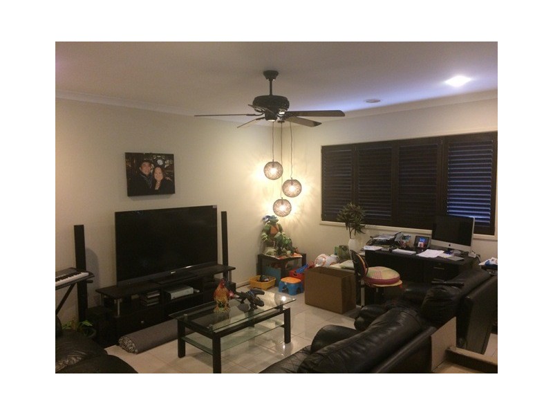 6 McGarvie Drive, Cranbourne North VIC 3977