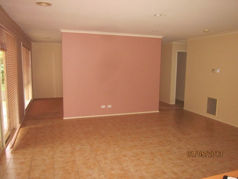 28 Grand Arch Way, Berwick VIC 3806