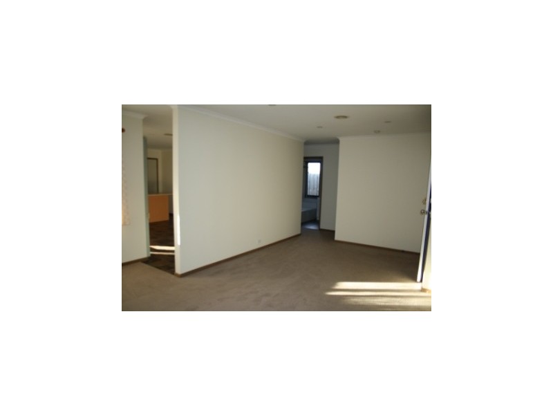 10 Evelyn Court, Narre Warren VIC 3805