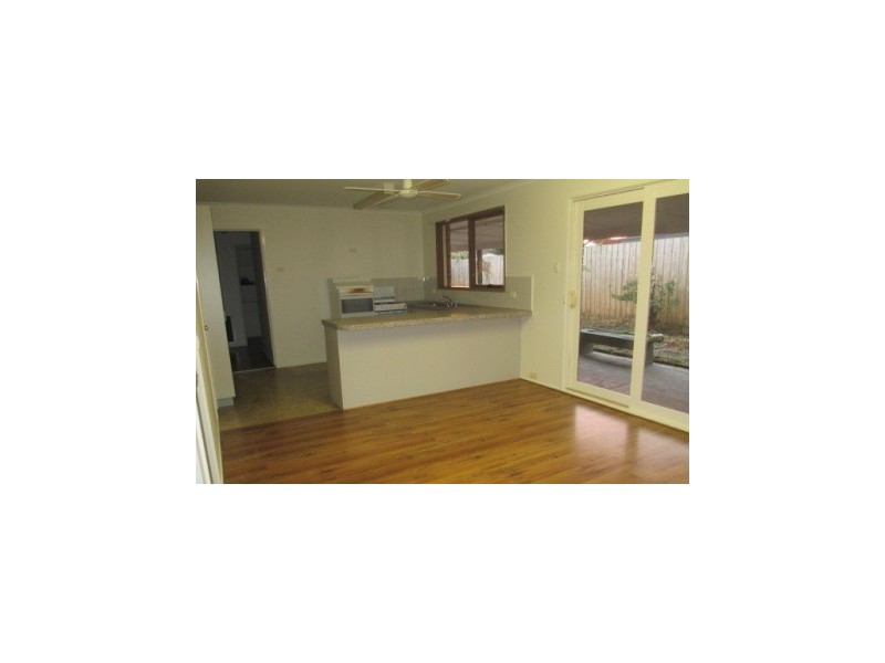 5 Eleanor Court, Pakenham VIC 3810