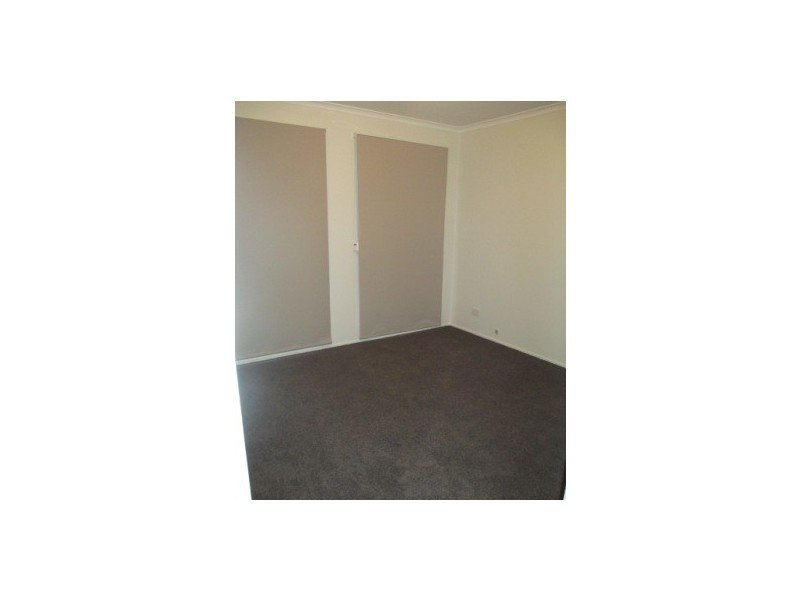 5 Eleanor Court, Pakenham VIC 3810