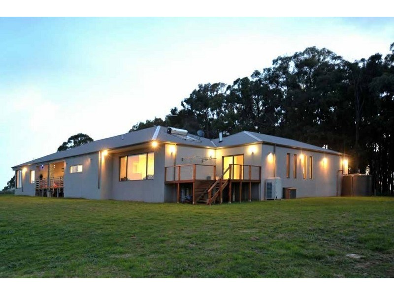 45 Bayard Drive, Pakenham Upper VIC 3810