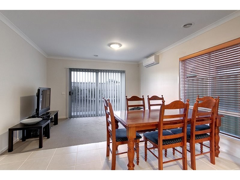 29 Cohens Way, Pakenham VIC 3810