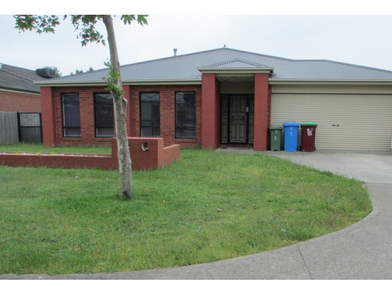 8 Serrata Street, Cranbourne West VIC 3977