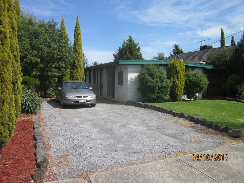 42 Bowen Street, Cranbourne VIC 3977