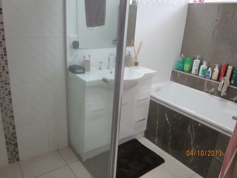 42 Bowen Street, Cranbourne VIC 3977