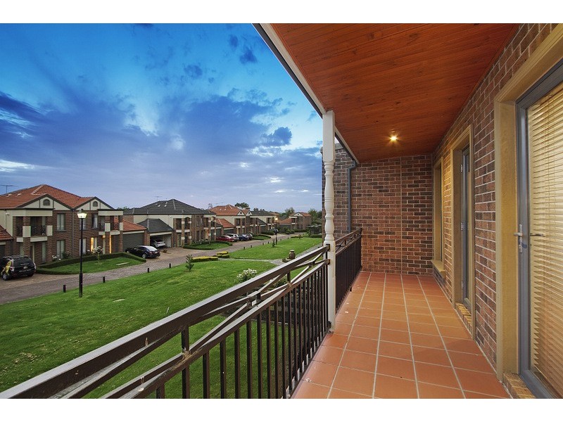 27/18-26 Marlesford Crescent, Berwick VIC 3806