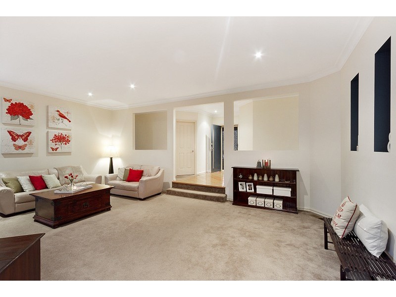 5 Findon Way, Berwick VIC 3806