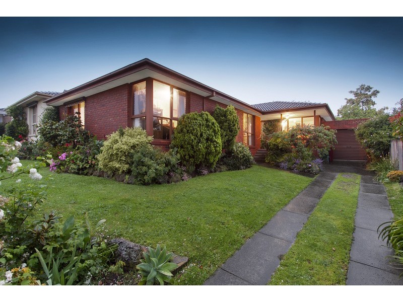 50 Lodge Crescent, Berwick VIC 3806