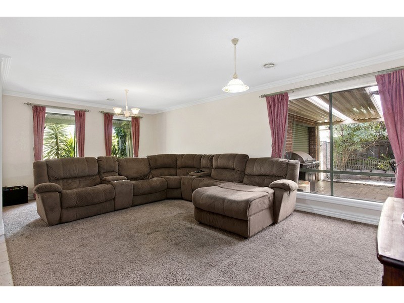 4 Dell Street, Narre Warren VIC 3805