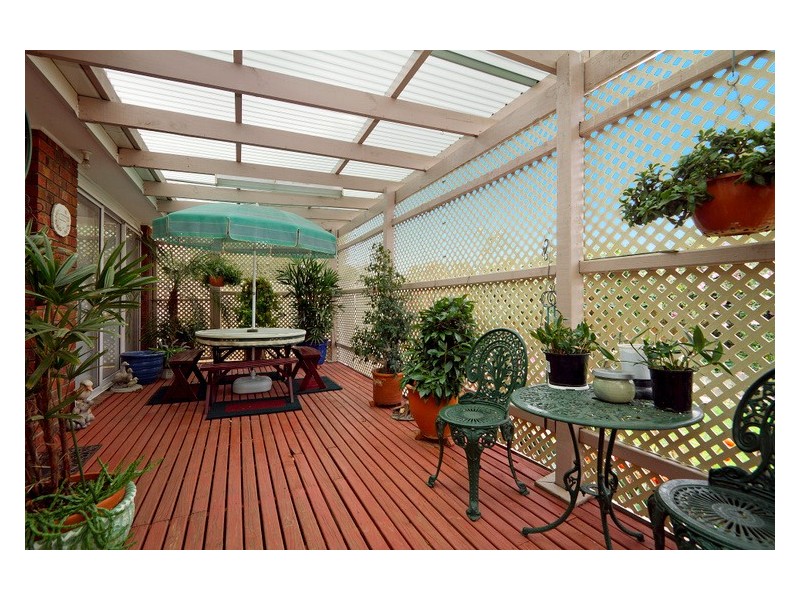 2 Walsh Retreat, Berwick VIC 3806