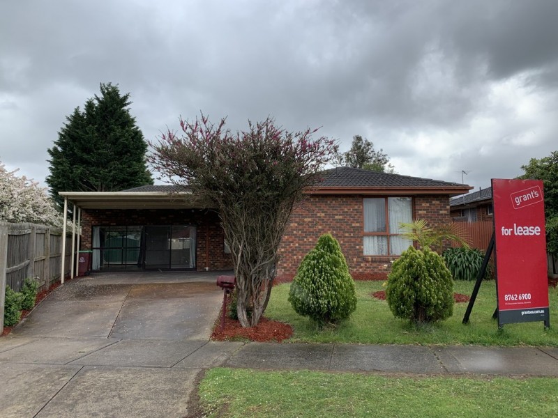 69 Prospect Hill Rd, Narre Warren VIC 3805