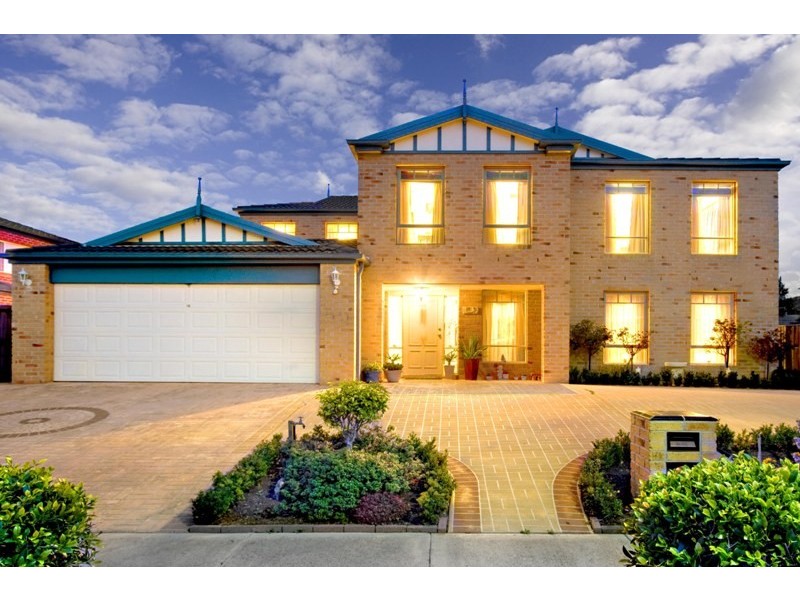 16 View Park Circuit, Narre Warren South VIC 3805