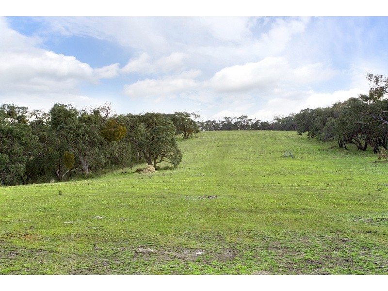 150 Old Menzies Creek Road, Belgrave South VIC 3160