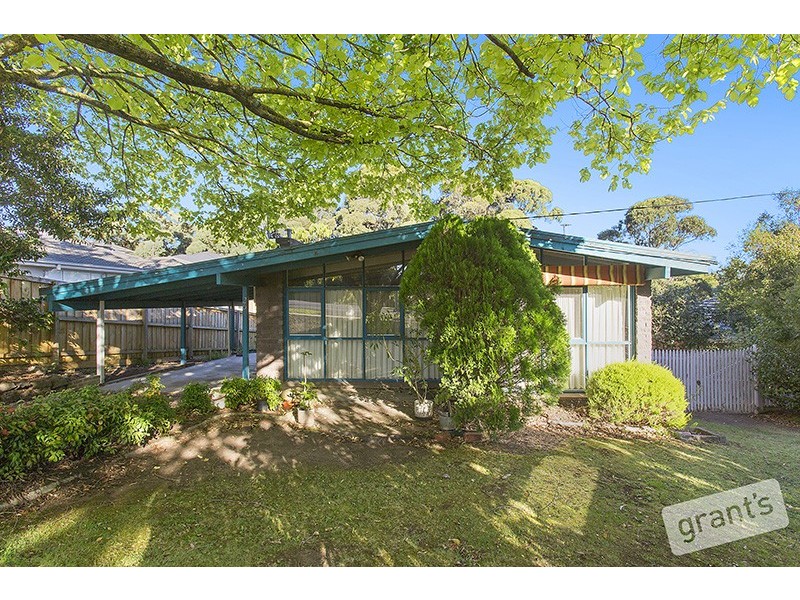 26 Lyall Road, Berwick VIC 3806