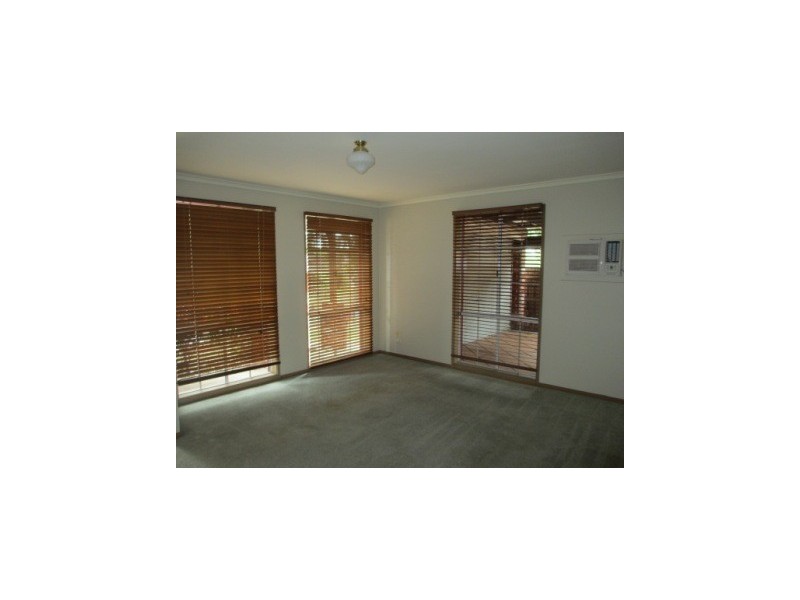 15 Wimmera Court, Berwick VIC 3806