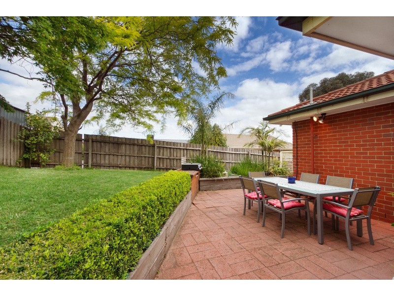 18 Culcairn Court, Narre Warren South VIC 3805