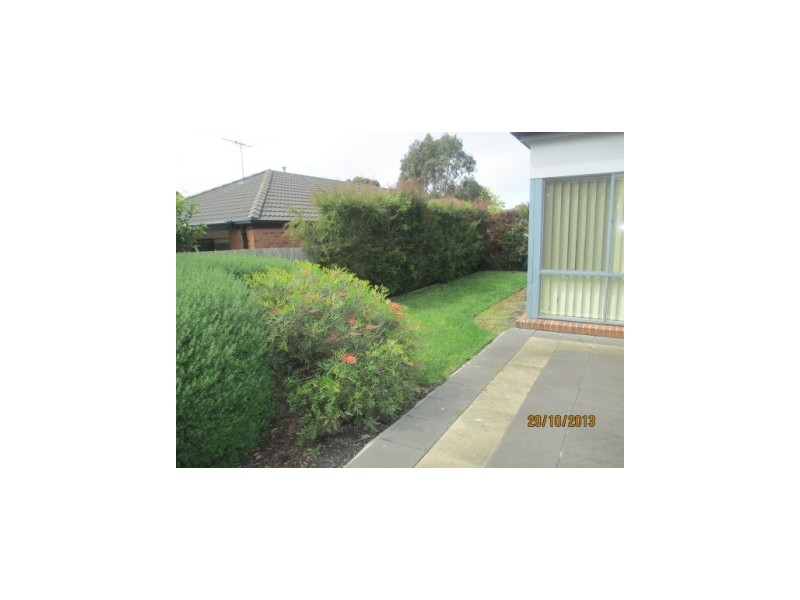 44 Domain Drive, Berwick VIC 3806