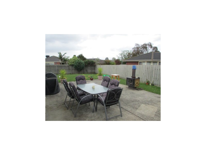6 Lassiter Court, Narre Warren South VIC 3805