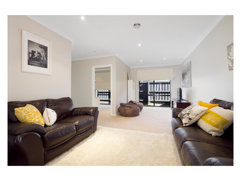 5 Belle Circuit, Berwick VIC 3806