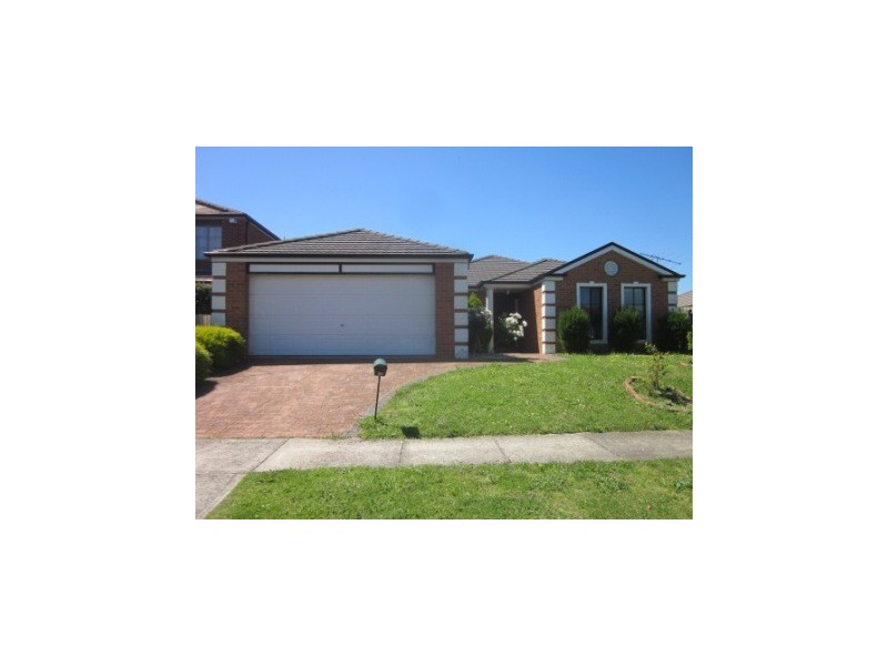 10 Camberwell Drive, Narre Warren VIC 3805