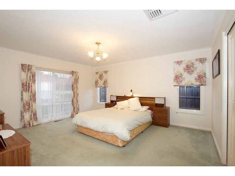 25 Beaconhill Drive, Beaconsfield VIC 3807