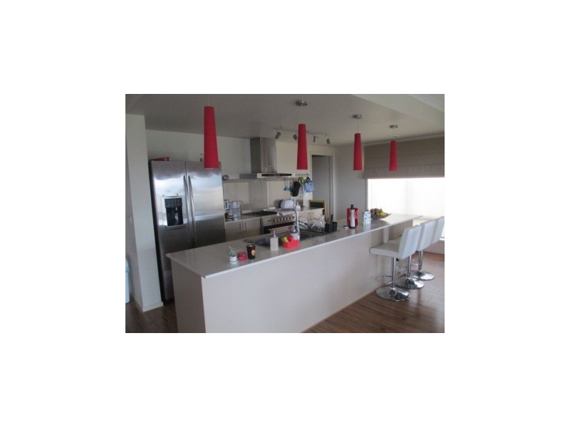 9 Halifax Drive, Berwick VIC 3806