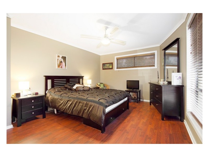 18 Lawrence Drive, Berwick VIC 3806