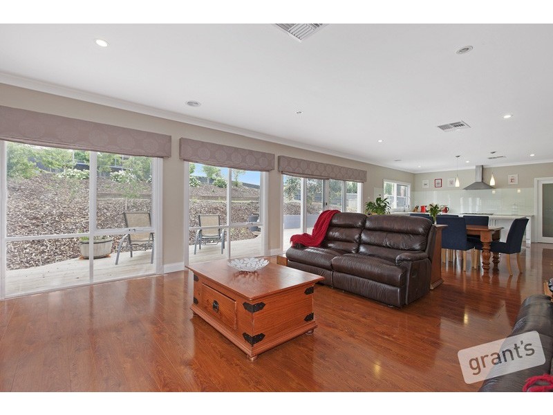 79 O’Neil Road, Beaconsfield VIC 3807
