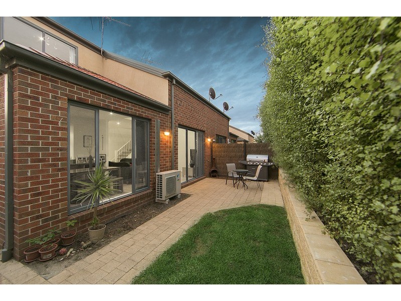 11/18-26 Marlesford Crescent, Berwick VIC 3806