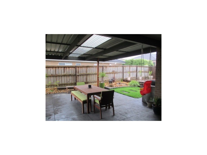 10 Honey Place, Berwick VIC 3806