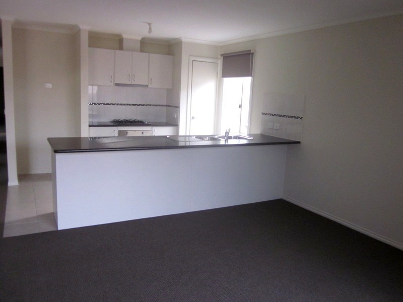 16 Pengana Way, Cranbourne West VIC 3977