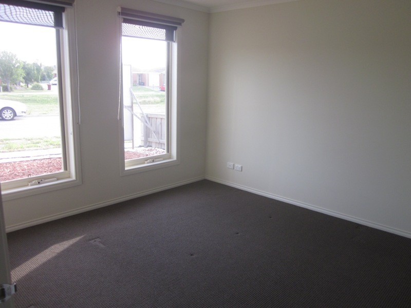 16 Pengana Way, Cranbourne West VIC 3977