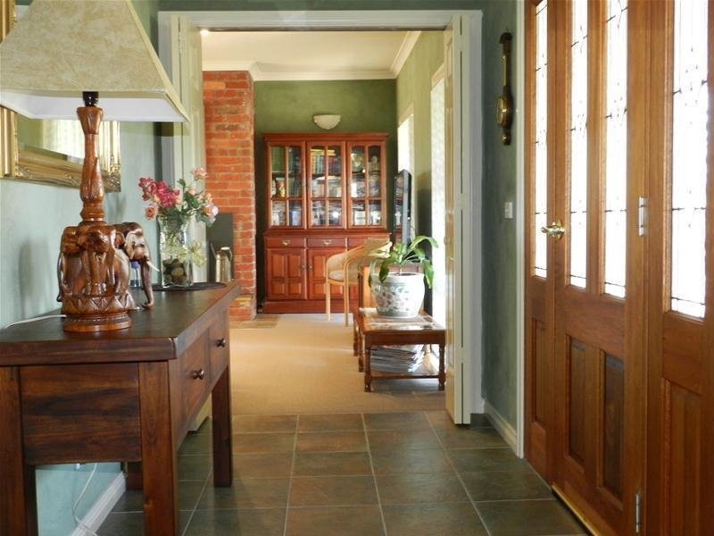 57 Swan Reach Rd, Swan Reach VIC 3903