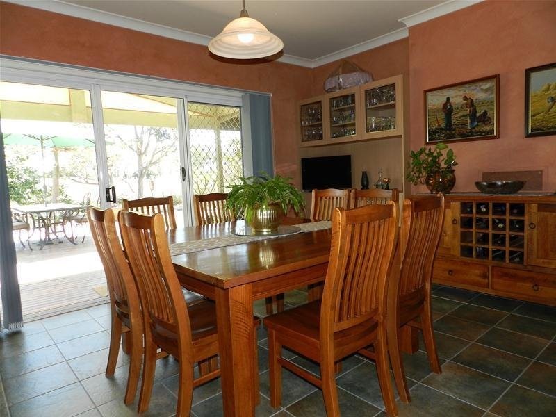 57 Swan Reach Rd, Swan Reach VIC 3903