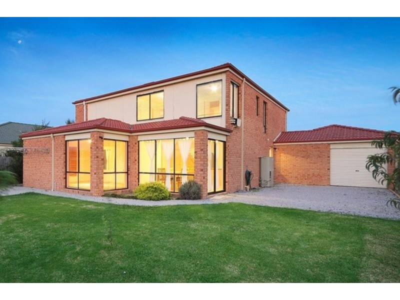 13 Blake Street, Berwick VIC 3806
