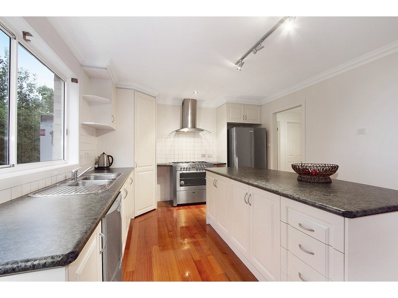 19 Jamieson Way, Berwick VIC 3806