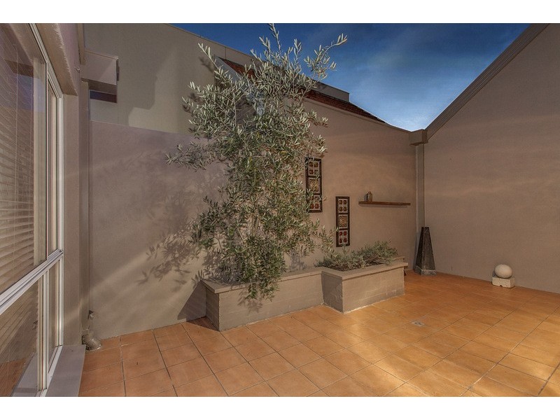 19 Jamieson Way, Berwick VIC 3806