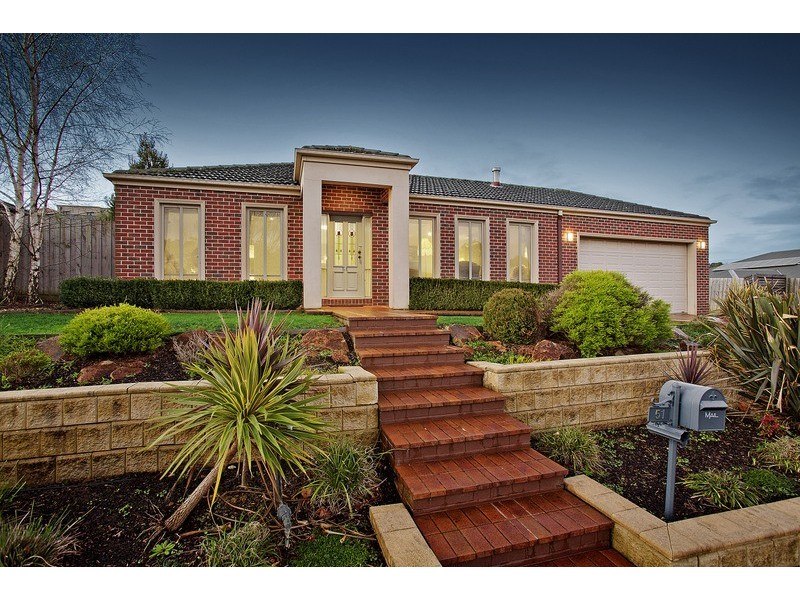 51 Timberside Drive, Beaconsfield VIC 3807