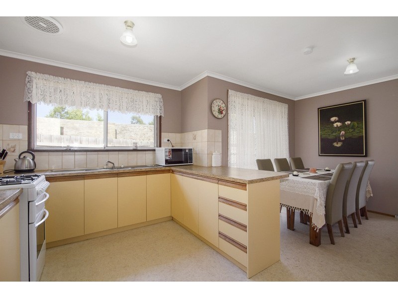 2/43 Heyington Circle, Narre Warren VIC 3805