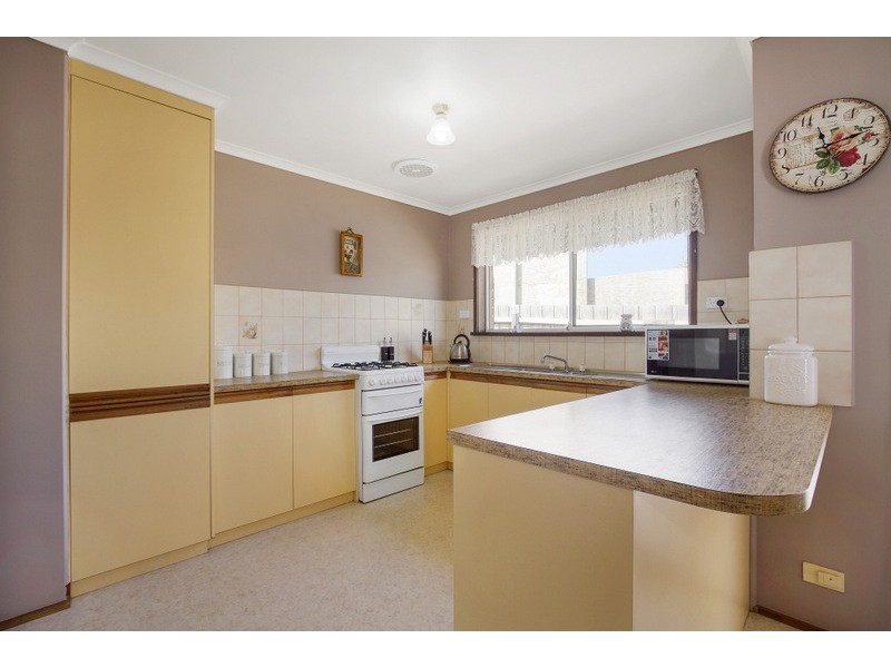 2/43 Heyington Circle, Narre Warren VIC 3805